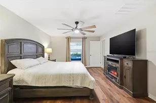 936 Zone Tailed Hawk Pl, Ruskin, FL 33570 - Photo 18