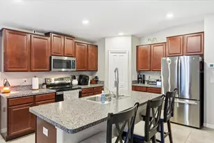 936 Zone Tailed Hawk Pl, Ruskin, FL 33570 - Photo 14