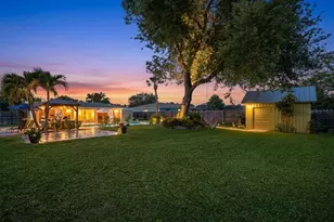 1129 Riviera St, Venice, FL 34285 - Photo 58