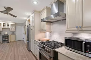 7137 Westmoreland Dr, Sarasota, FL 34243 - Photo 28
