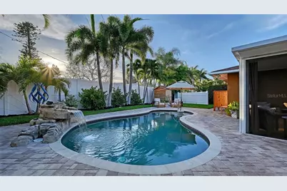 7137 Westmoreland Drive, Sarasota, FL 34243 - Photo 64