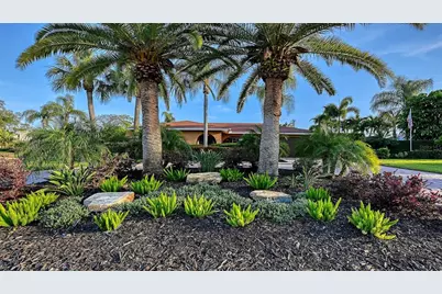 7137 Westmoreland Drive, Sarasota, FL 34243 - Photo 6