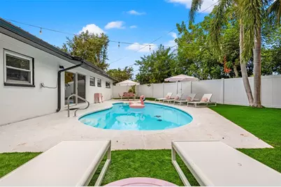 3755 Beach Drive SE, Saint Petersburg, FL 33705 - Photo 30