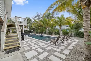 228 Gladiolus St, Anna Maria, FL 34216 - Photo 8
