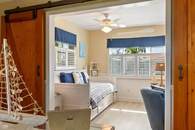 2905 Avenue C, Holmes Beach, FL 34217 - Photo 10
