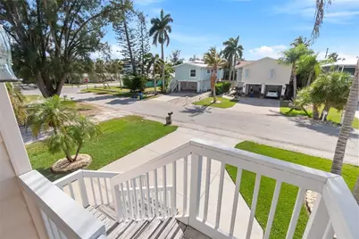 2905 Avenue C, Holmes Beach, FL 34217 - Photo 6