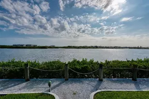 1269 Siesta Bayside Dr, Sarasota, FL 34242 - Photo 34