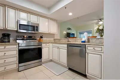 1269 Siesta Bayside Drive #1269C, Sarasota, FL 34242 - Photo 12