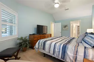1269 Siesta Bayside Dr, Sarasota, FL 34242 - Photo 16