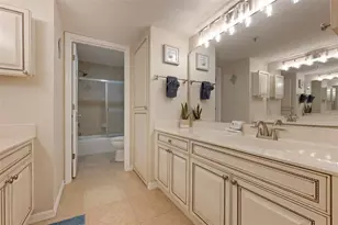 1269 Siesta Bayside Dr, Sarasota, FL 34242 - Photo 18