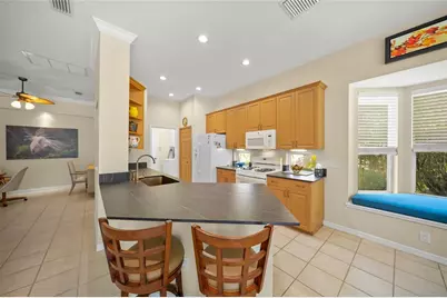 6923 Lennox Place, University Park, FL 34201 - Photo 16