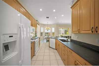 6923 Lennox Place, University Park, FL 34201 - Photo 18