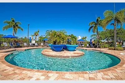 157 Wandering Wetlands Circle, Bradenton, FL 34212 - Photo 32