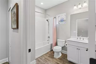 1215 Thornbury Dr, Parrish, FL 34219 - Photo 18
