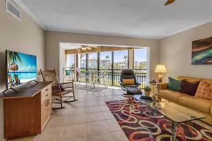 448 Gulf of Mexico Dr, Longboat Key, FL 34228 - Photo 10