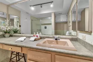 448 Gulf of Mexico Dr, Longboat Key, FL 34228 - Photo 32