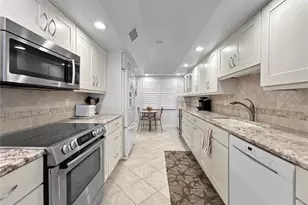 4325 Gulf of Mexico Dr, Longboat Key, FL 34228 - Photo 10