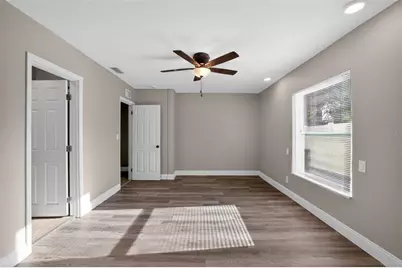 1081 55th Terrace S, Saint Petersburg, FL 33705 - Photo 26