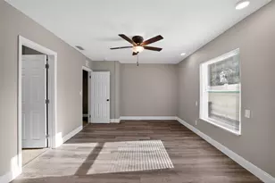 1081 55th Terrace S, Saint Petersburg, FL 33705 - Photo 26