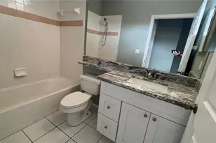 210 41st St NE, Bradenton, FL 34208 - Photo 20