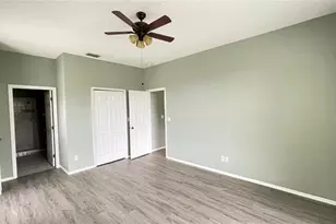 210 41st St NE, Bradenton, FL 34208 - Photo 12