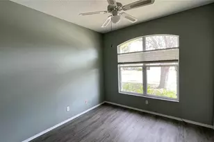 210 41st St NE, Bradenton, FL 34208 - Photo 16