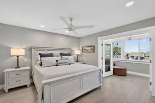 1080 W Peppertree Ln, Sarasota, FL 34242 - Photo 26