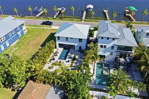 1912 Riverside Dr E, Bradenton, FL 34208 - Photo 48