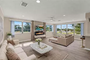 5623 80th St N, Saint Petersburg, FL 33709 - Photo 8