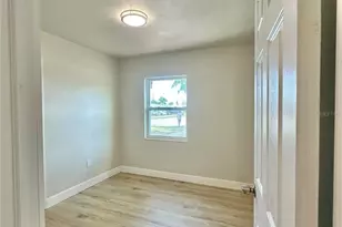 400 Dalton Blvd, Port Charlotte, FL 33952 - Photo 10