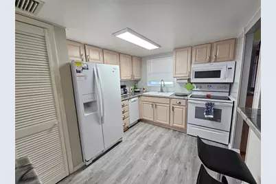 5896 Palm Lane #C27, Bradenton, FL 34207 - Photo 6