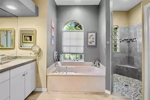 4813 Benchmark Ct, Sarasota, FL 34238 - Photo 30