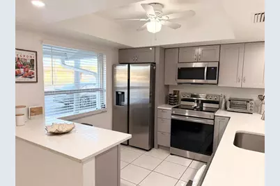 16th Pl #102, Cape Coral, FL 33914 - Photo 10