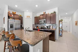 13383 Great Plns Dr, Riverview, FL 33579 - Photo 4