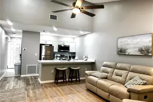 4707 Winslow Beacon, Sarasota, FL 34235 - Photo 4