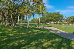 5767 Avista Dr, Sarasota, FL 34243 - Photo 18