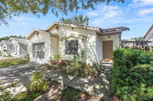 13427 Laraway Dr, Riverview, FL 33579 - Photo 2