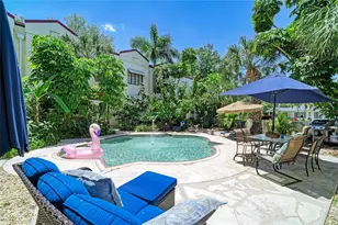 210 N 17th St W, Bradenton, FL 34205 - Photo 32
