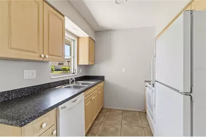 304 Lantana Avenue, Sarasota, FL 34243 - Photo 6
