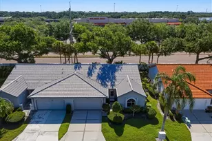 4129 Vallarta Ct, Sarasota, FL 34233 - Photo 2