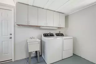 239 Hour Glass Way, Sarasota, FL 34242 - Photo 46