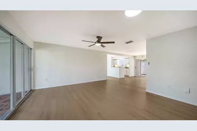239 Hourglass Way #V7, Sarasota, FL 34242 - Photo 22