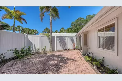 239 Hourglass Way #V7, Sarasota, FL 34242 - Photo 42