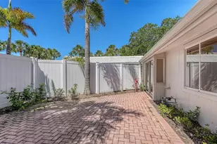 239 Hour Glass Way, Sarasota, FL 34242 - Photo 42
