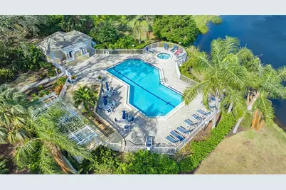 8009 Hampton Court, University Park, FL 34201 - Photo 36