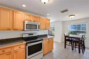 1717 Joyce St, Sarasota, FL 34231 - Photo 10