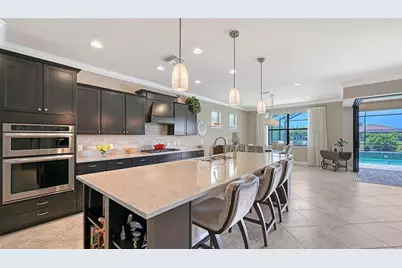 11208 Whimbrel Lane, Sarasota, FL 34238 - Photo 10