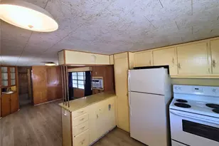522 49th Ave W, Bradenton, FL 34207 - Photo 2