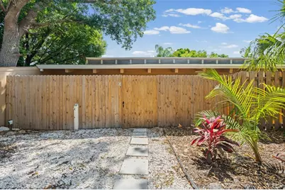 500 N Jefferson Avenue #H1, Sarasota, FL 34237 - Photo 1