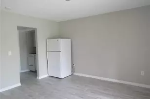 3553 Longmeadow, Sarasota, FL 34235 - Photo 6